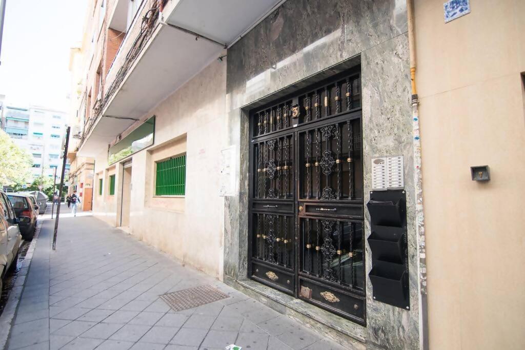 Amplio Y Moderno Apartamento En El Centro غرناطة المظهر الخارجي الصورة